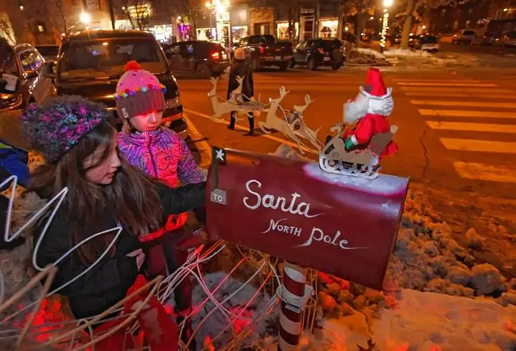 Holiday magic returns to Turners Falls with late-night shopping and Santa visit