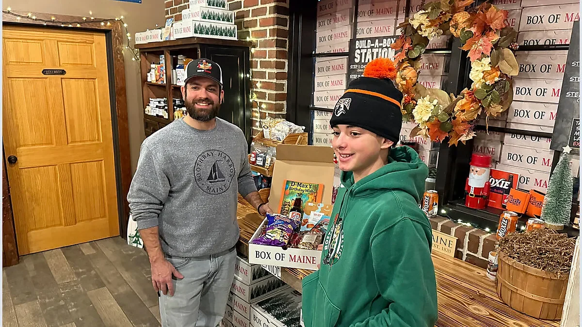 Brewer teen teams up with business to help feed community