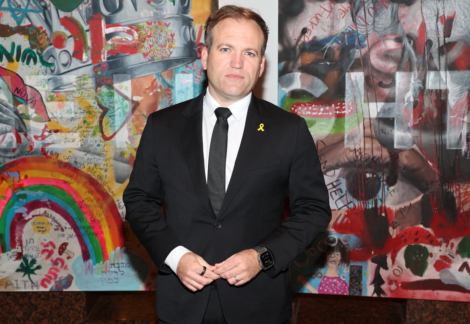 GHF head Johnnie Moore faces tough questioning from Sinai Temple congregants