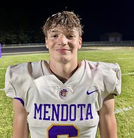 ‘Just feels awesome’: Mendota snaps 16-game losing streak with win over Sherrard