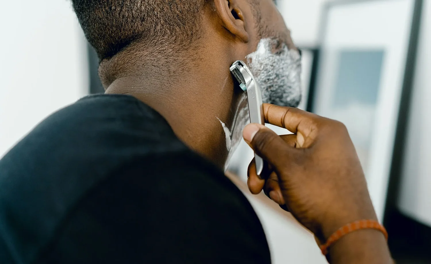 Blacks vets share mixed views as Department of Defense eliminates shaving waivers