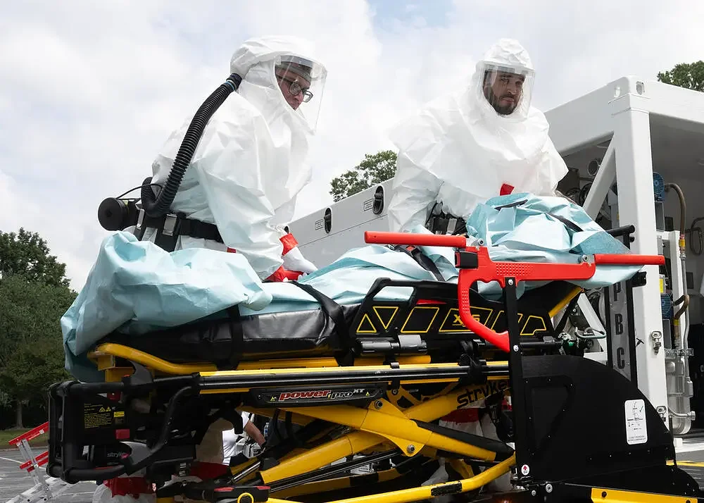 2 arrive in Atlanta after hantavirus exposure on cruise ship