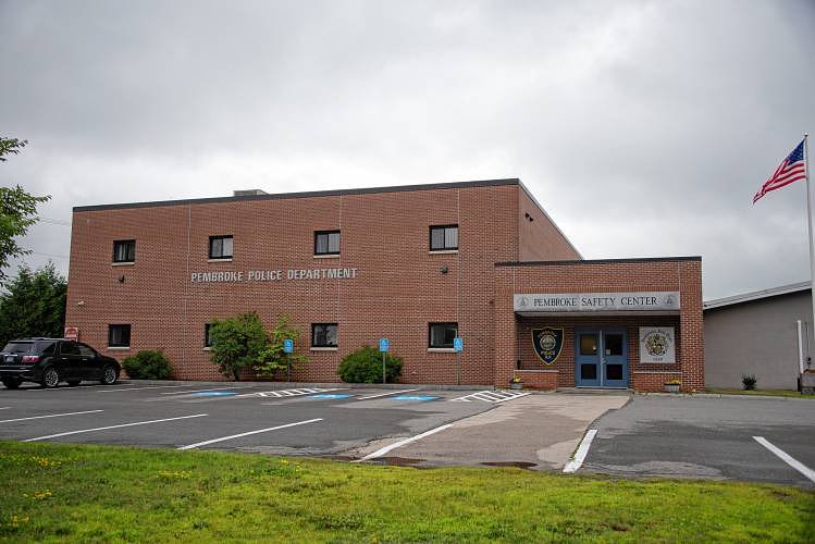 Teacher at K-8 charter school in Pembroke accused of sexual relationship with student