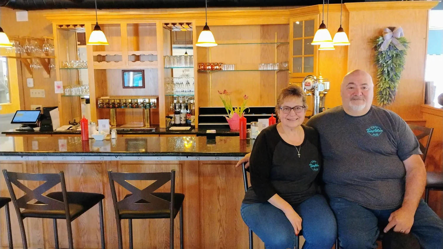 Athol couple becomes new owners of Templeton Café & Pub