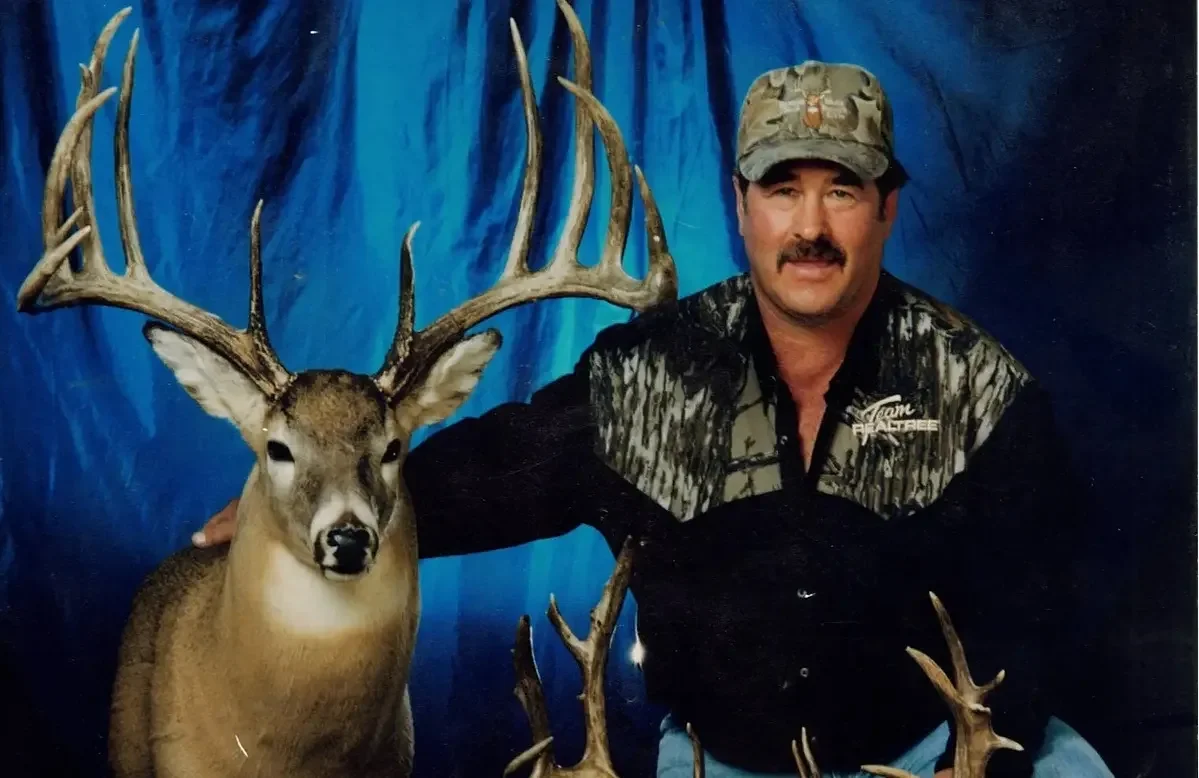 Milo Hanson, world-record typical whitetail buck holder, has died