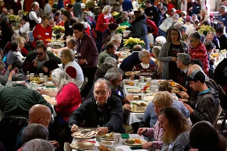 Free Christmas meals available in Upper Valley communities