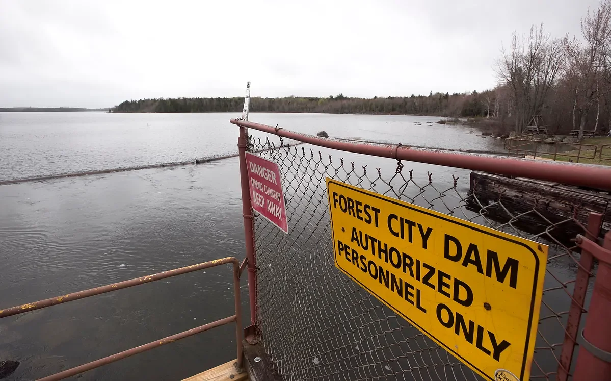 A Maine lake’s future is secure after mill surrenders dam license