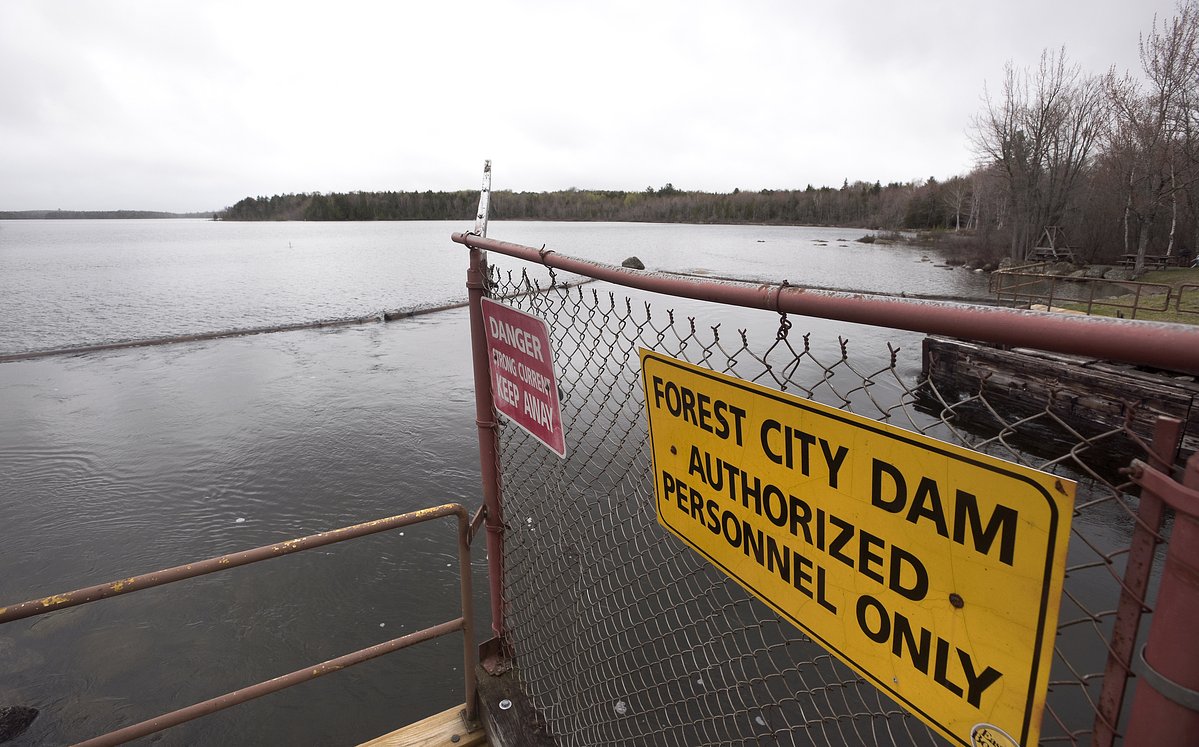A Maine lake’s future is secure after mill surrenders dam license
