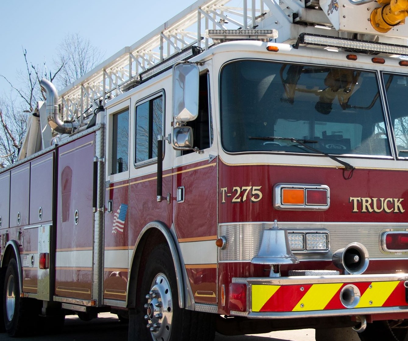 Fire engulfs 12 vehicles in Gilberts, $100K lost; responders protect 30 nearby vehicles