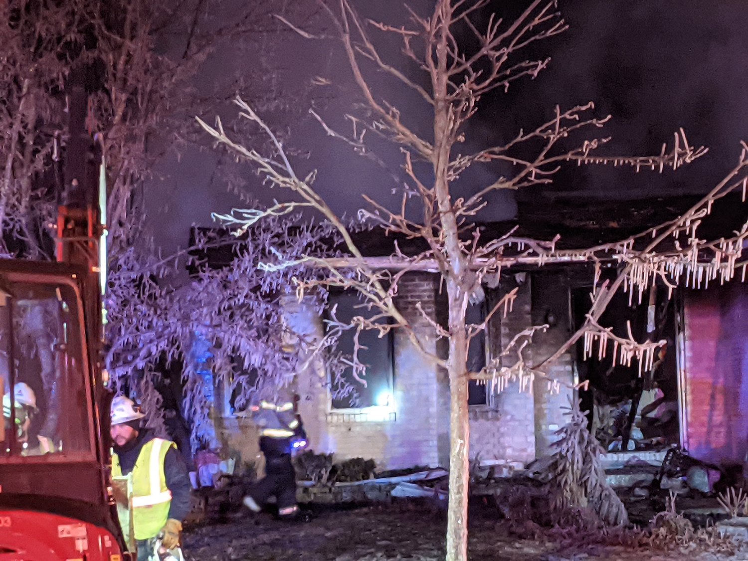 Two people killed in an Oswego house explosion