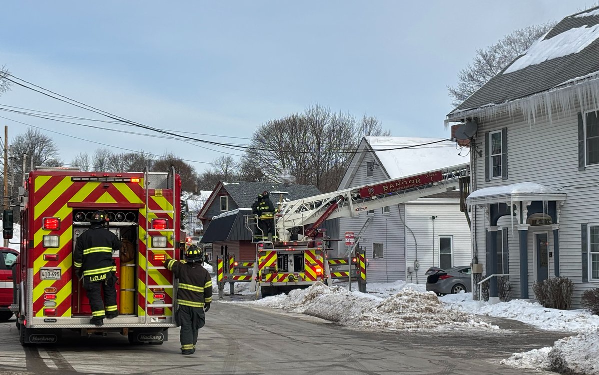 Vacant Bangor house burns in ‘significant’ fire