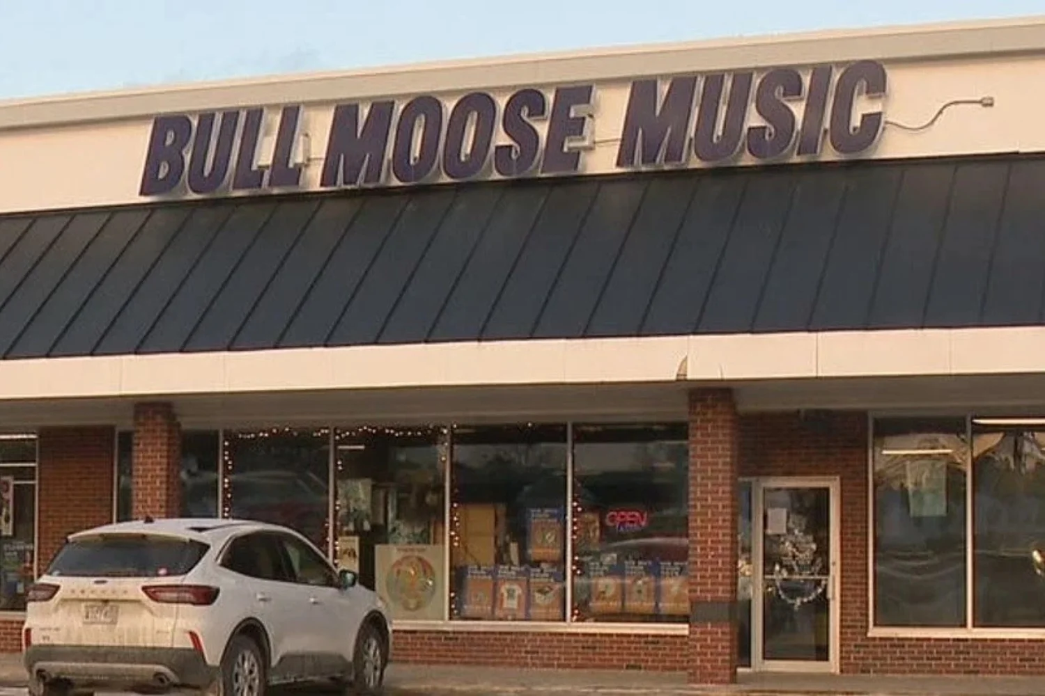 Bull Moose to close North Windham store by end of month