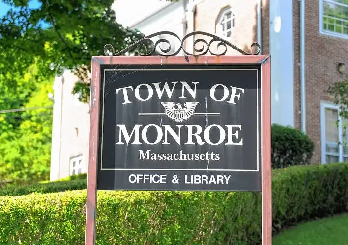Library trustee seat remains vacant following Monroe election