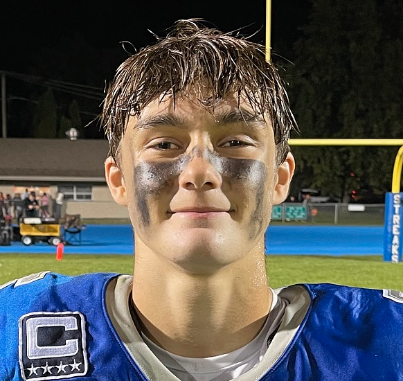 Big second half propels Woodstock past Sandwich for 5th victory