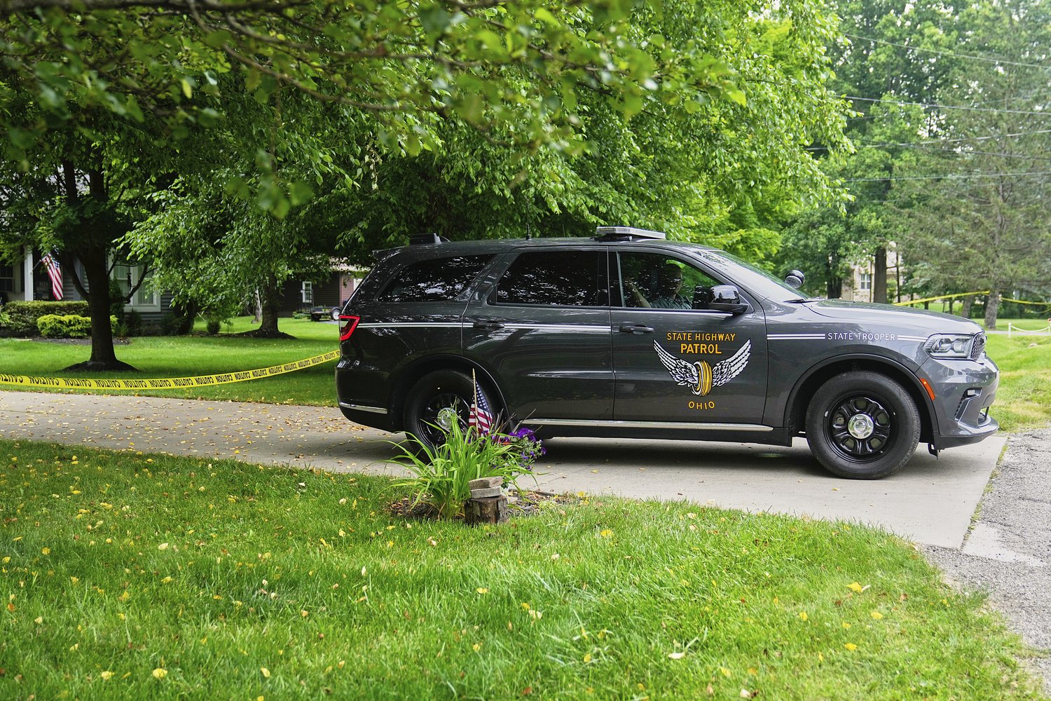 Trooper injured, Mentor man killed in wrong-way crash in Lake County