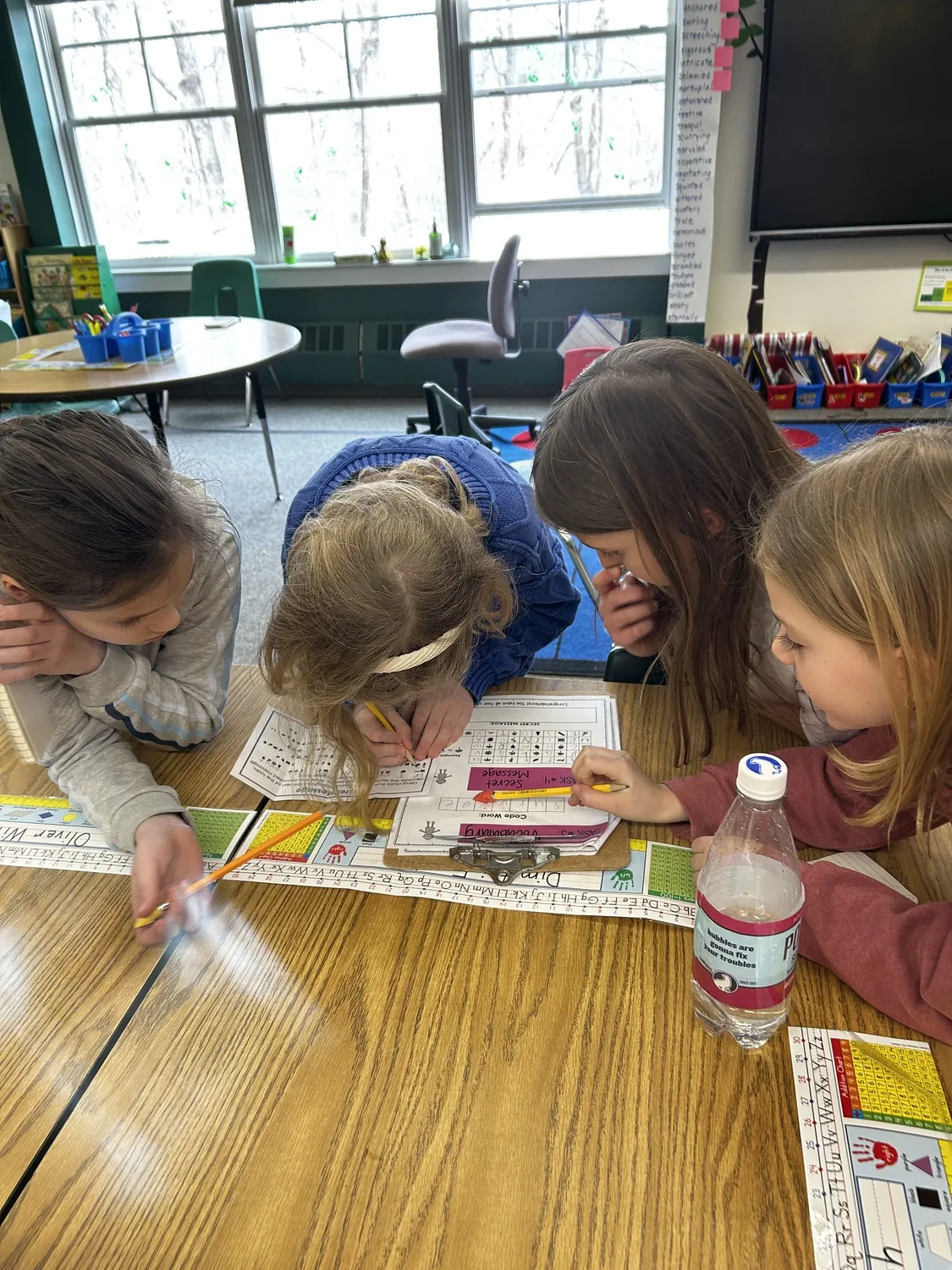 Elementary schools celebrate reading with One School, One Book campaign