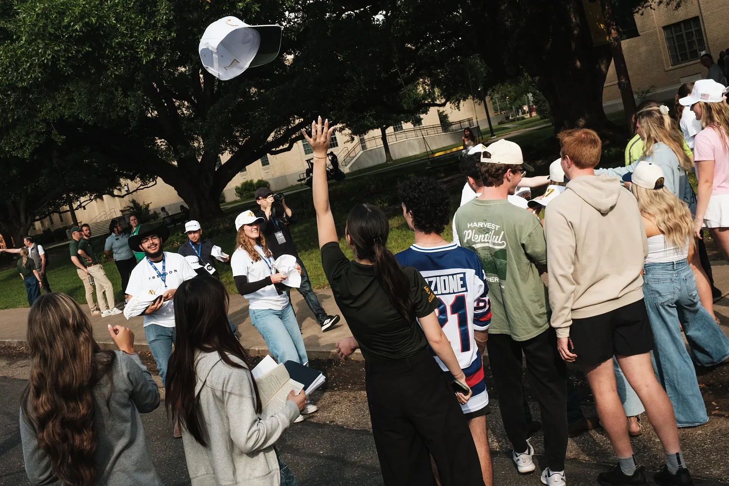 Photo Essay: Peace prevails as Baylor hosts TPUSA, progressive events