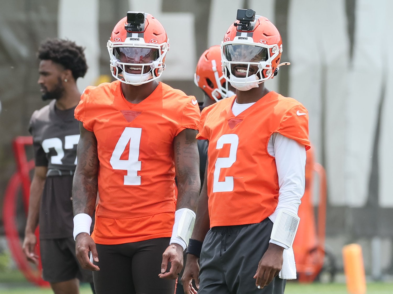 Browns coach Todd Monken’s choice between Shedeur Sanders and Deshaun Watson is an easy one — Jimmy Watkins