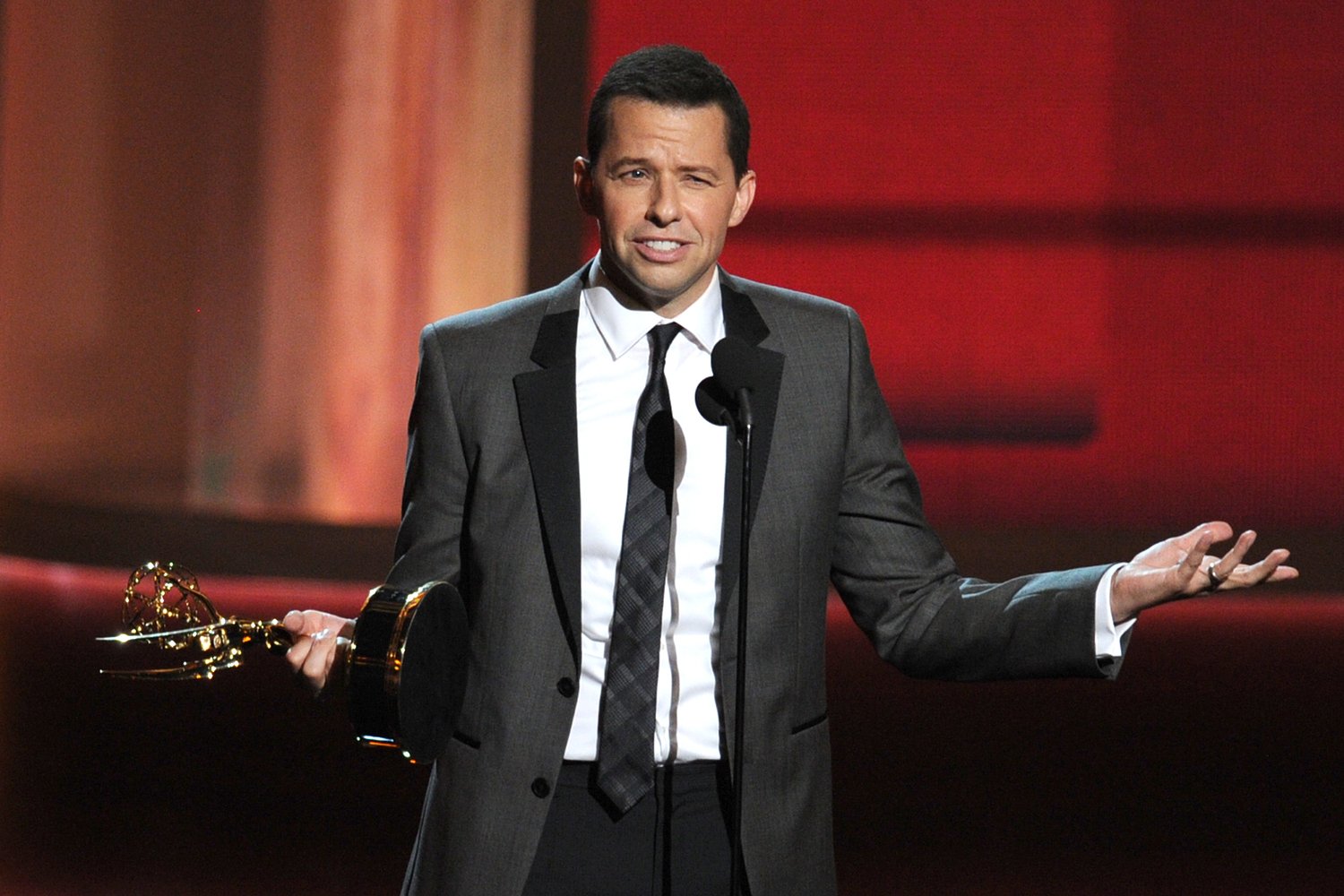 2000s sitcom star famously paid less than co-star makes surprising money confession