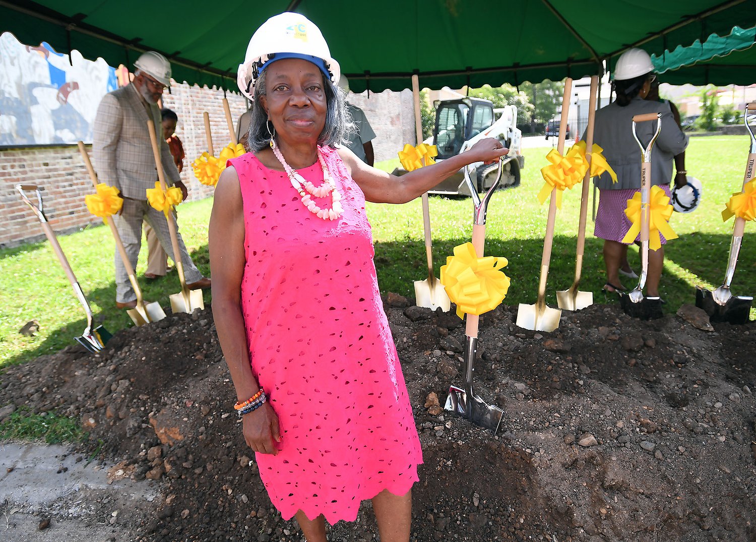 Farish Street groups break ground on green space