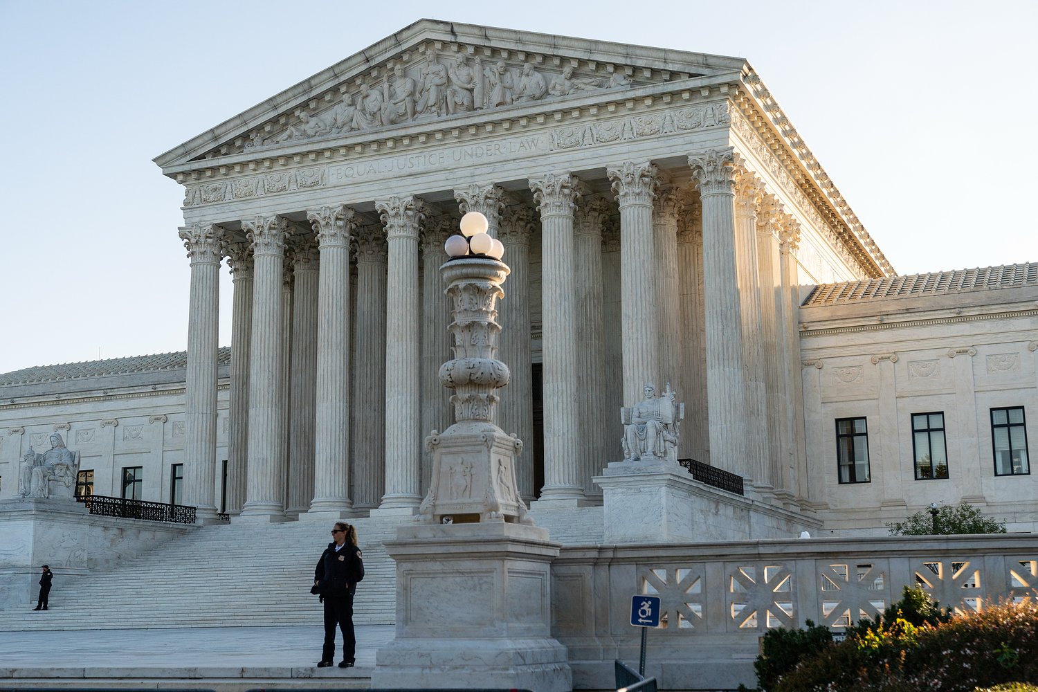 Texans shouldn’t expect Supreme Court ruling against tariffs to bring prices down soon, economists say