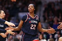 Serah Williams carries confidence into UConn stretch run: 'I know I am a great basketball player'
