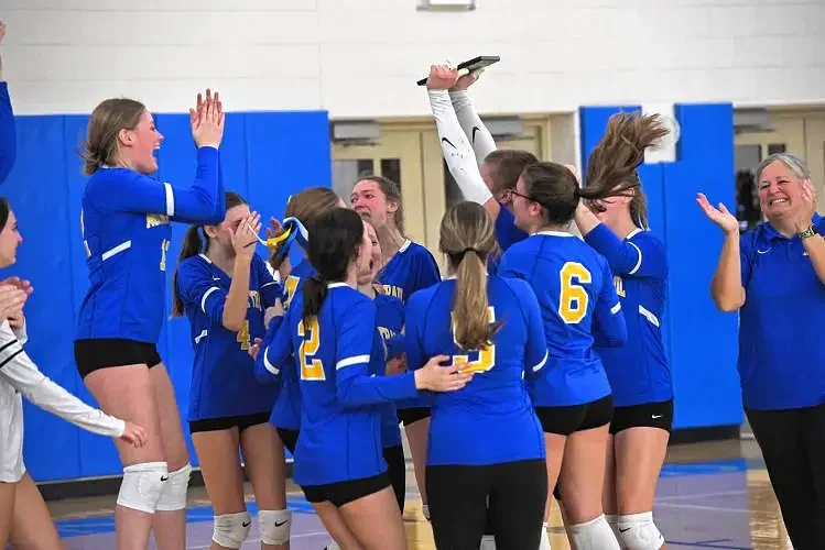 Girls volleyball preview: A new-look Western League is up for grabs this fall
