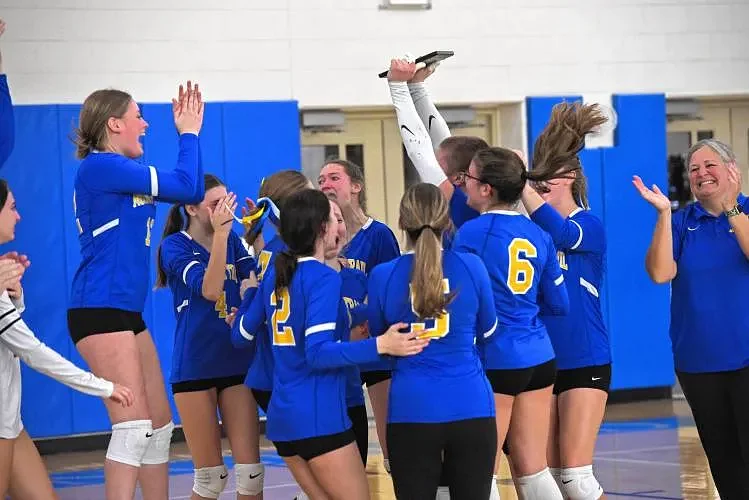 Girls volleyball preview: A new-look Western League is up for grabs this fall