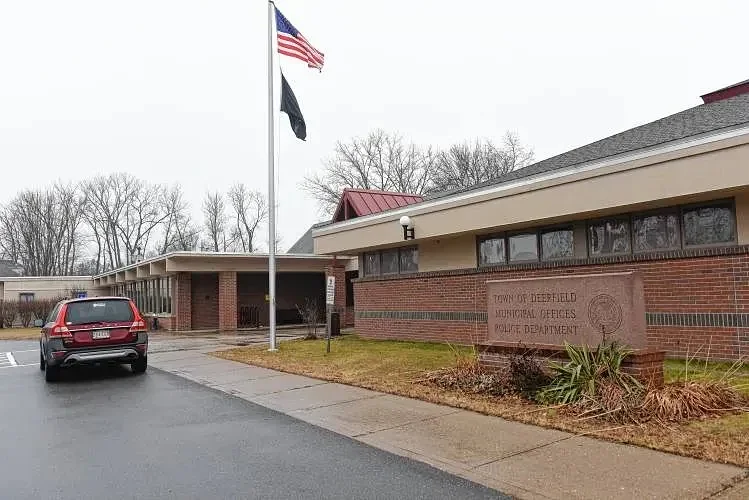With Select Board support, Deerfield’s Zero-Emission-Vehicle First Policy heads back to Town Meeting