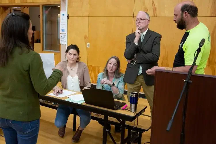 Results: Pomfret approves local option taxes