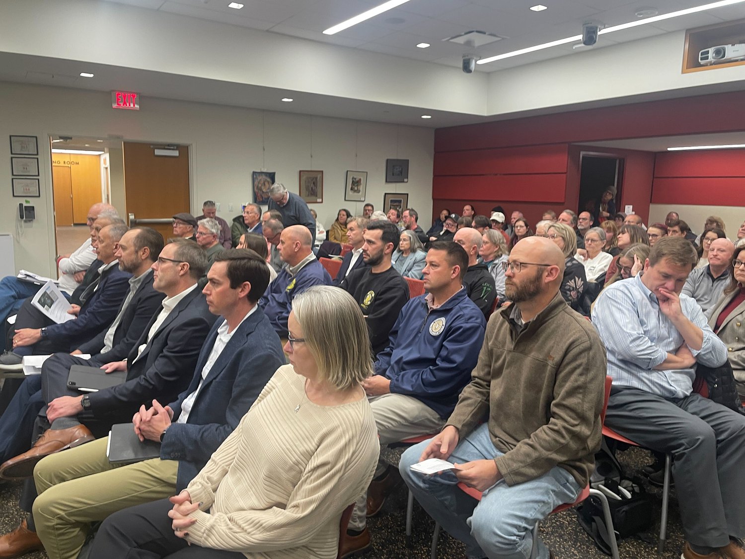 Unanimous yes to 560-acre DeKalb data center