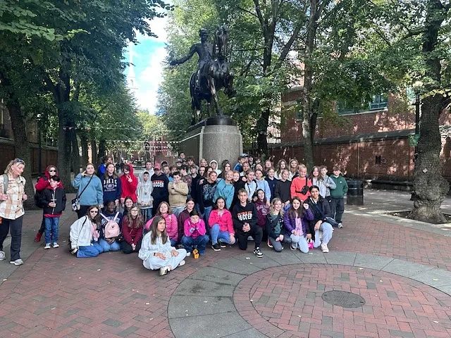 Revolutionary War sites come alive for Conant Middle School class