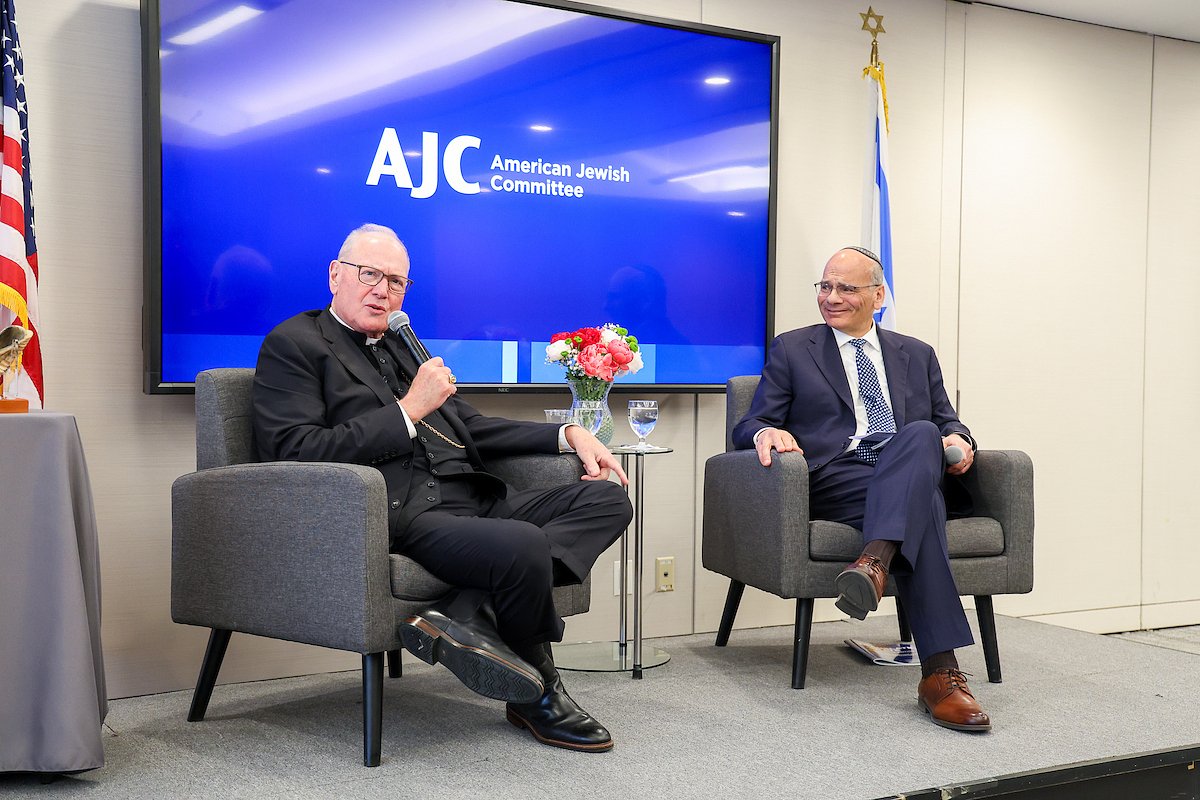 Cardinal Dolan hails 60 years of Catholic-Jewish ‘friendship’ at AJC award ceremony