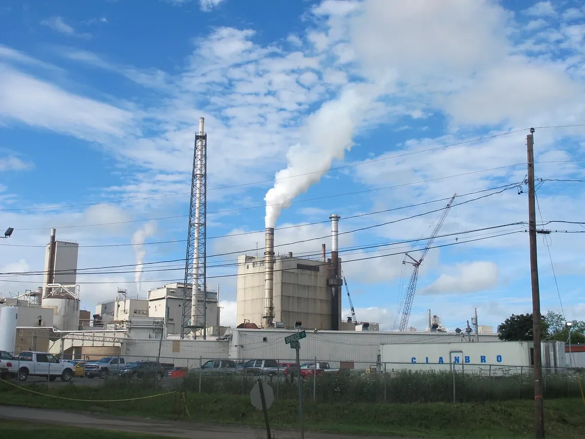 Worker dies after gas exposure at Down East pulp mill