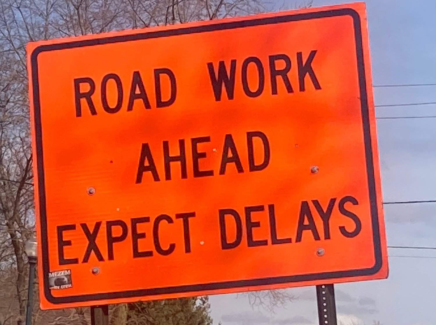 Illinois Route 25 down to one lane in St. Charles as construction crews work on water pipes