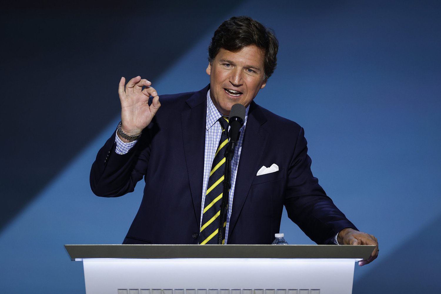Trump says he doesn’t respond to Tucker Carlson’s calls anymore