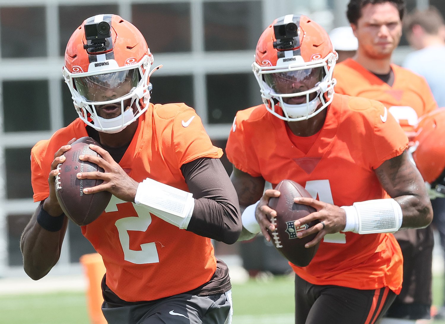 Shedeur Sanders says he and Deshaun Watson won’t host separate summer workouts because it causes ‘a messed-up vibe’