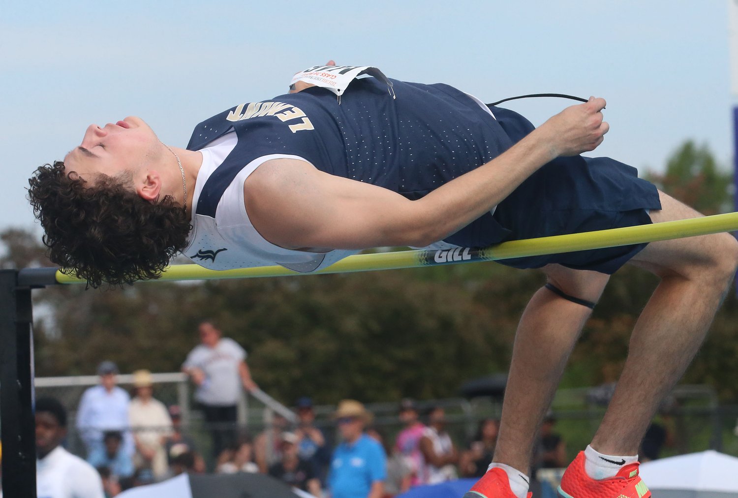 Downers Grove North distance standout Philip Cupial wins second 1,600 state title; 4x800 relay three-peats