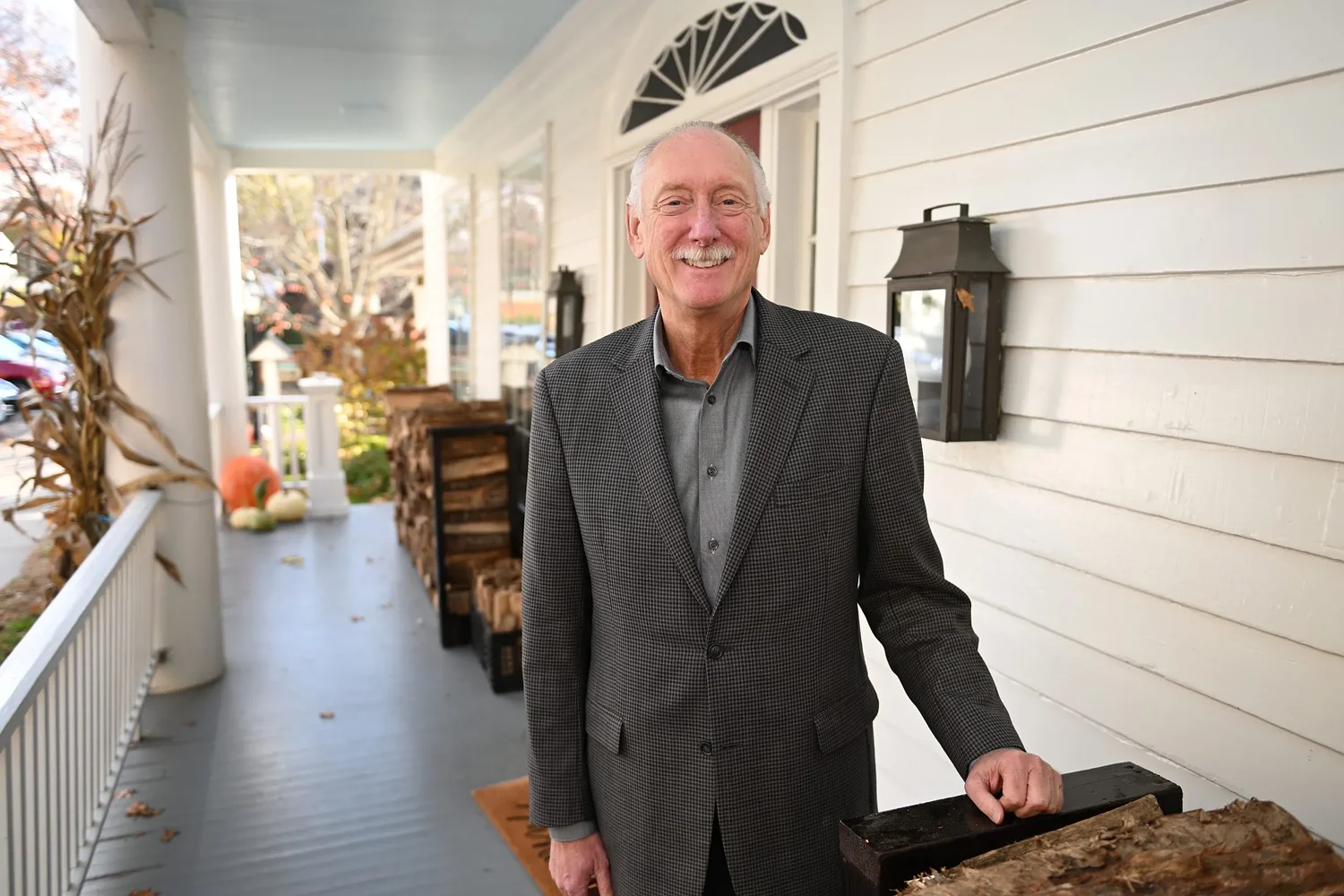After a career across the country, the new innkeeper at the Deerfield Inn returns to where he ‘cut [his] teeth’
