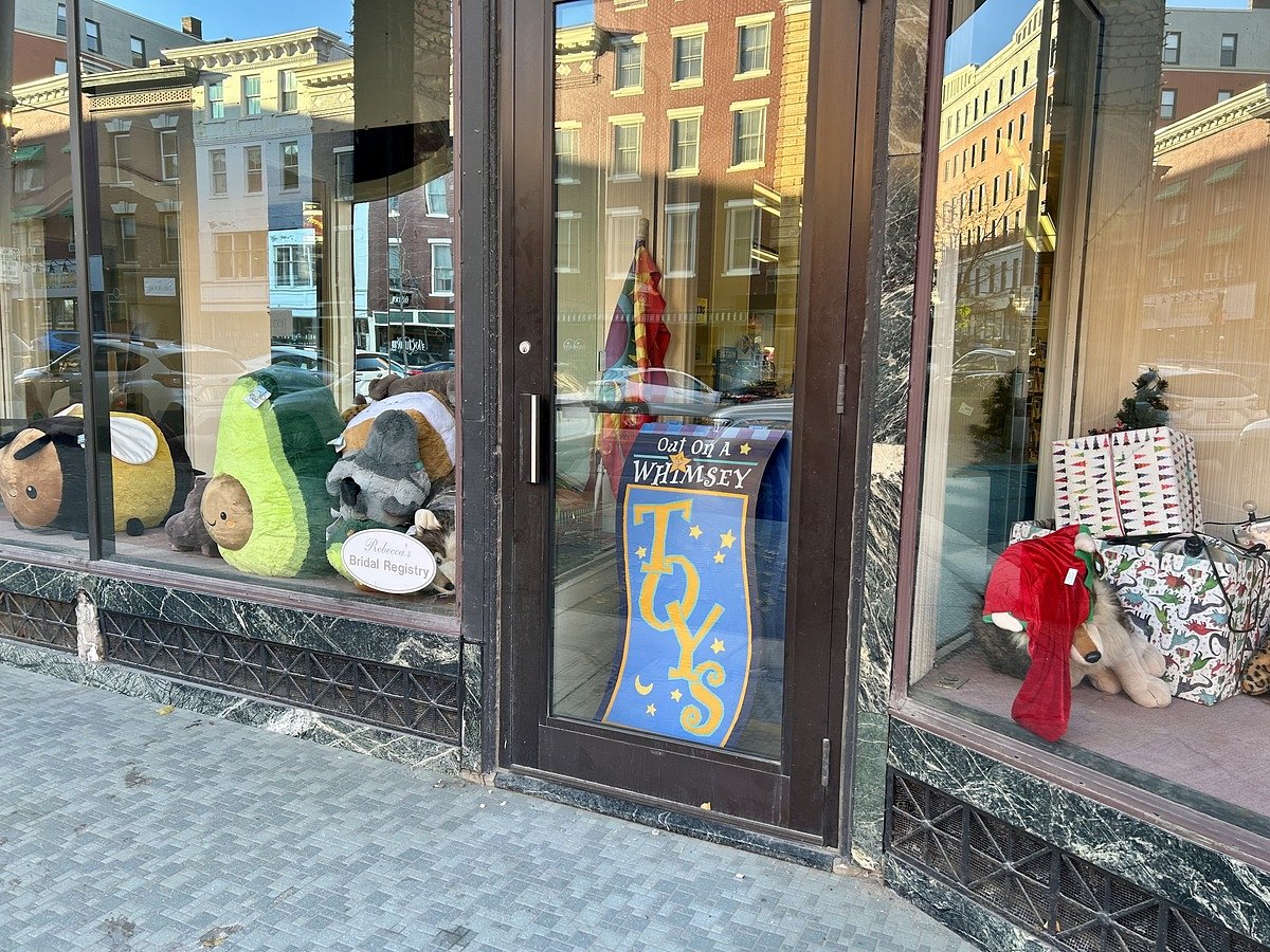 Bangor toy store moving to bigger downtown location