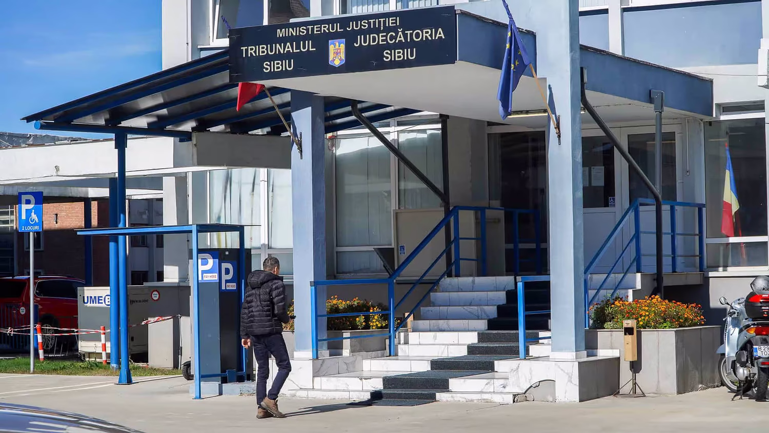 Monstru cu chip de tată. Un bărbat din Vurpăr și-a pus copilul să își omoare bunicii, apoi să se sinucidă: „Rezolvă-i și nu mă mai suna!”