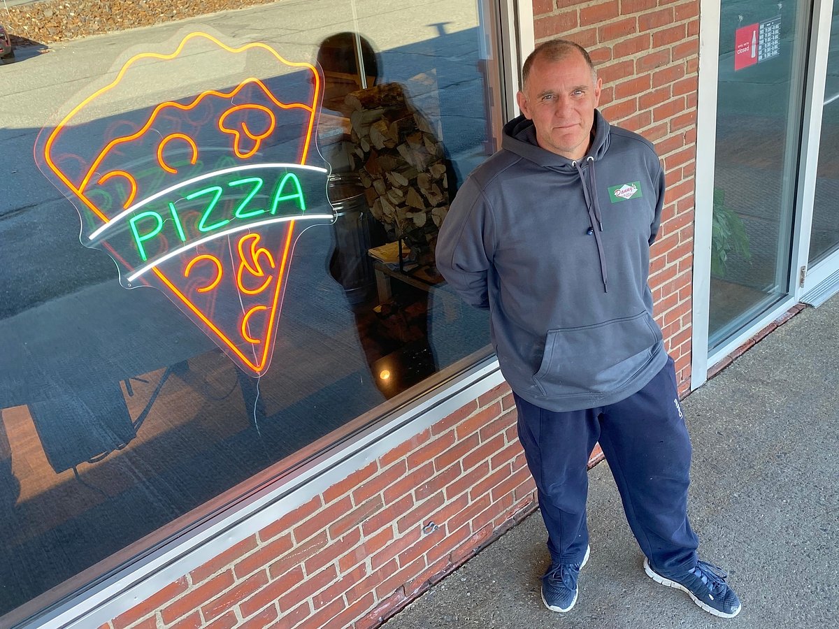 New Ellsworth pizzeria opening where another closed earlier this year