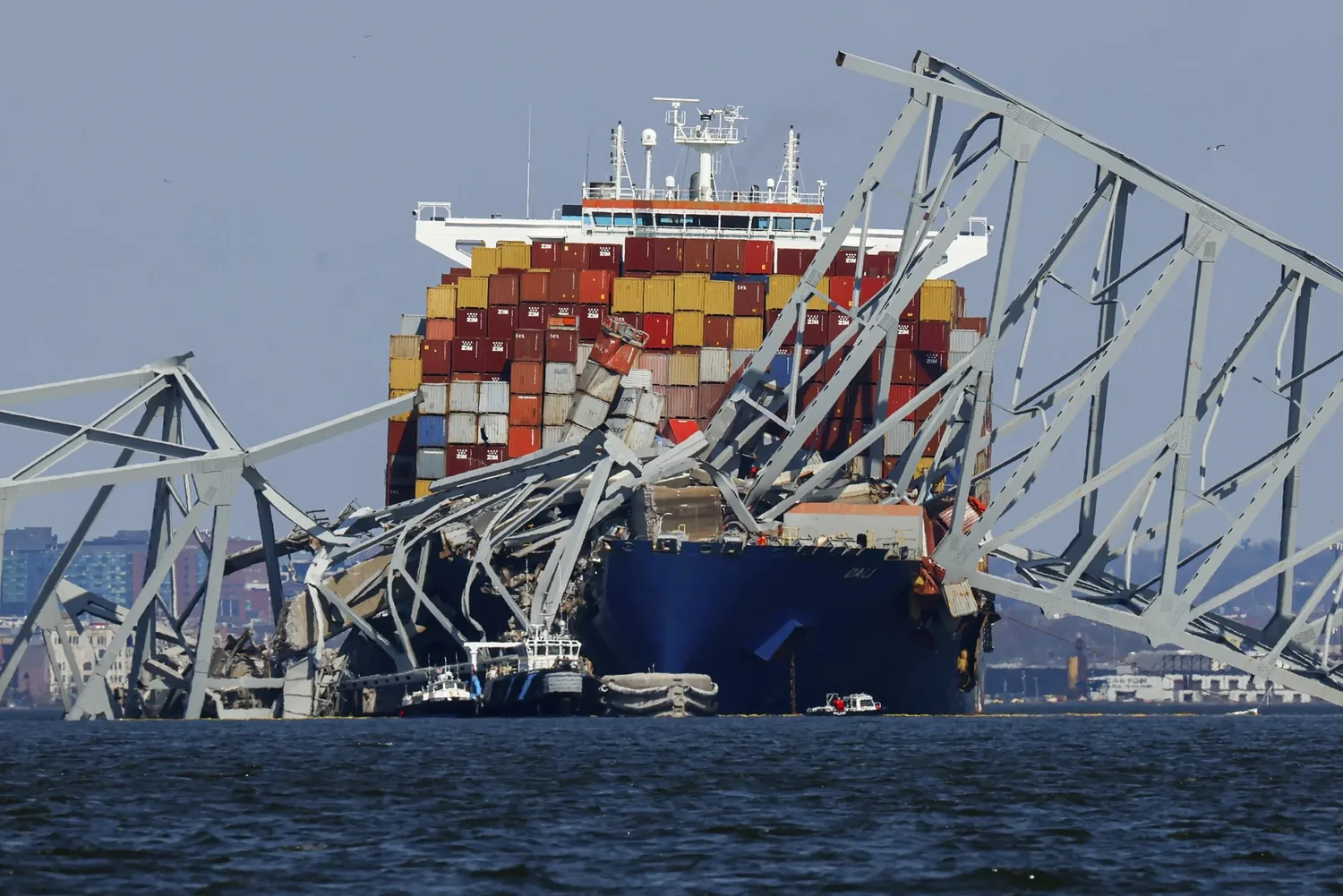 Major U.S. bridges at high risk of collisions with ships
