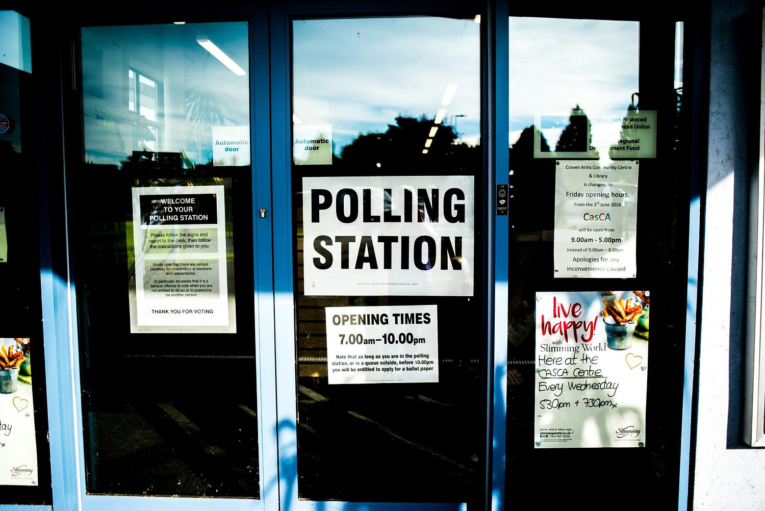 Early balloting starts in Maryland, bringing out pre-dawn voters