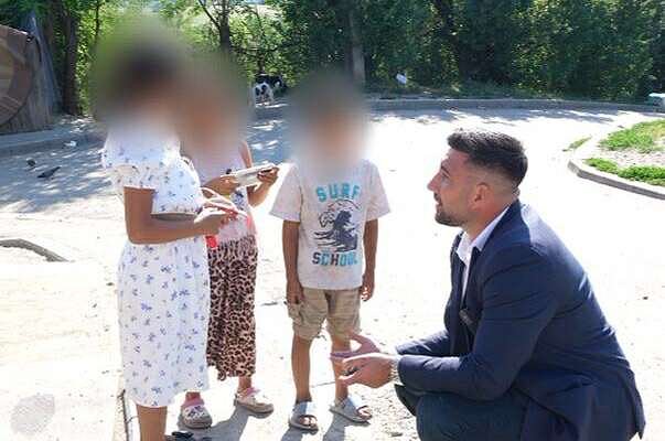 Început de an școlar cu energie: Subprefectul Giubega promovează activitățile sportive pentru copii (C.P)