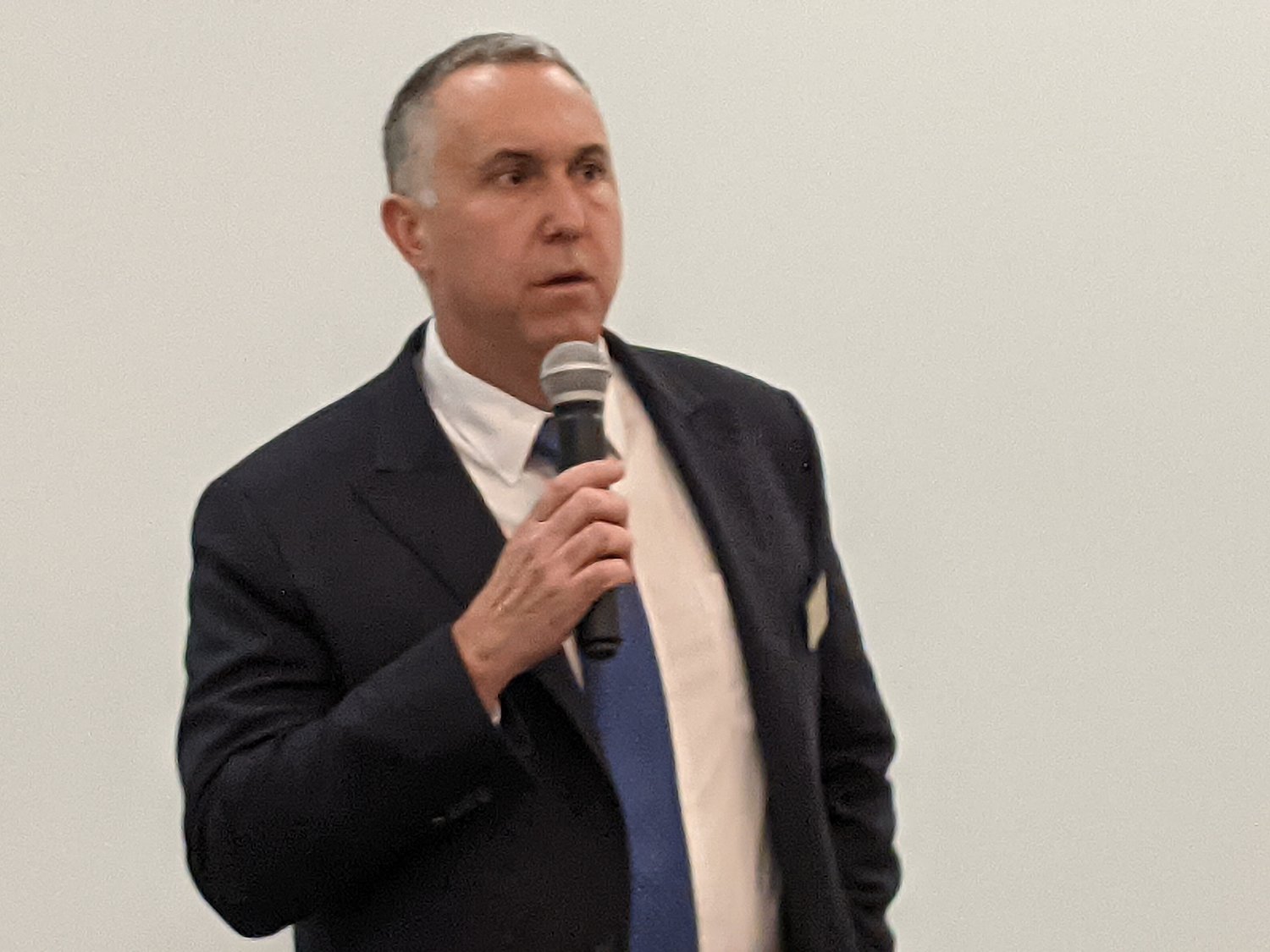 Kendall County State’s Attorney seeks to disqualify Yorkville alderman from representing former parks director