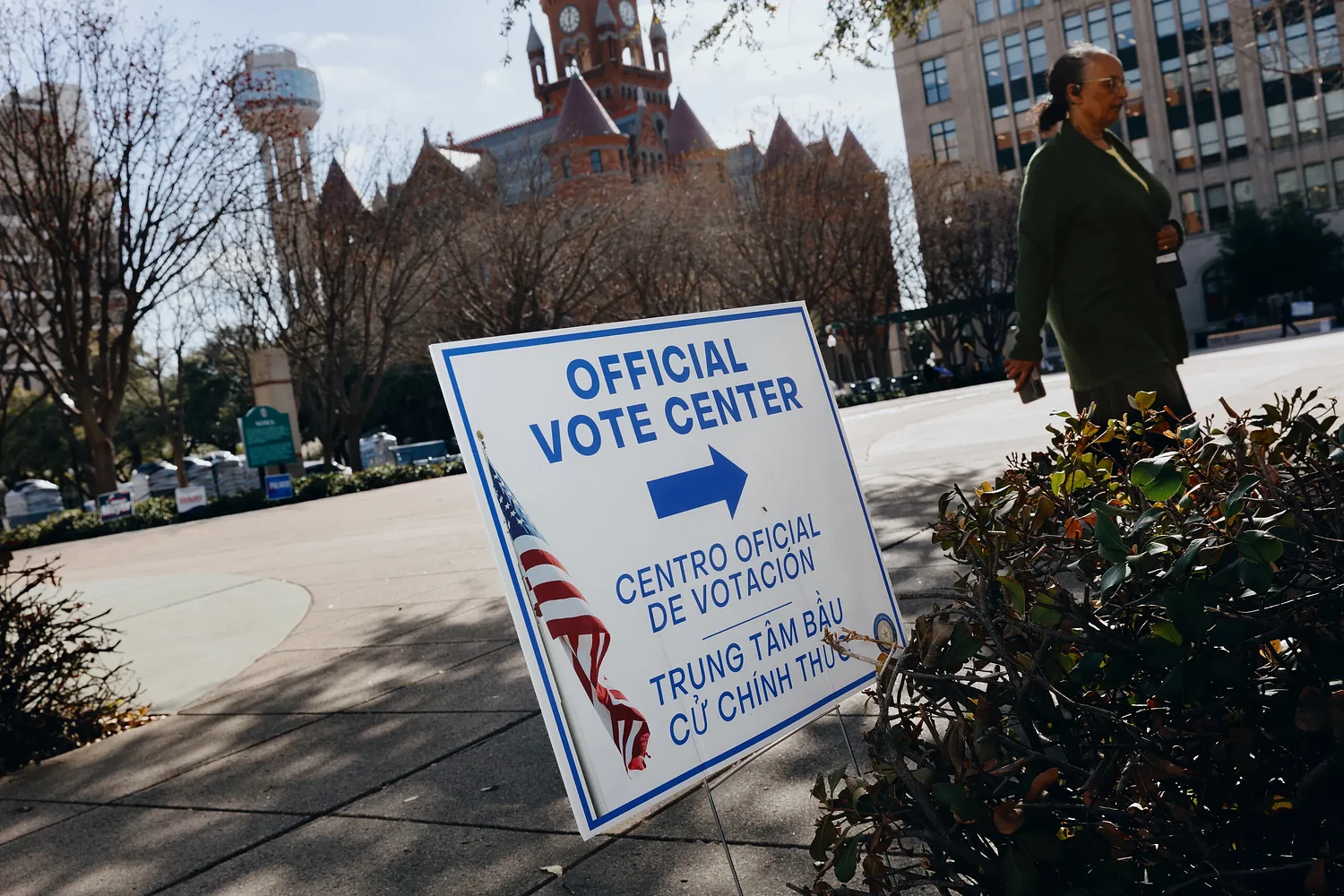 More than 12,000 Dallas County voters showed up at wrong primary polling place