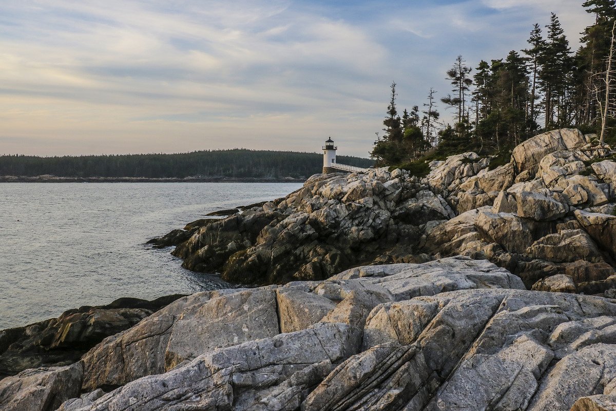 A tiny Maine island once abandoned by lobstermen is set to be sold