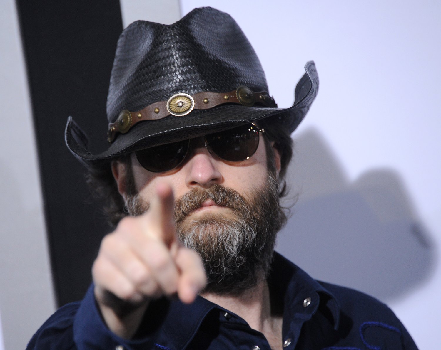 Foul-mouthed country music star says he is retiring: ‘I can’t do this anymore’