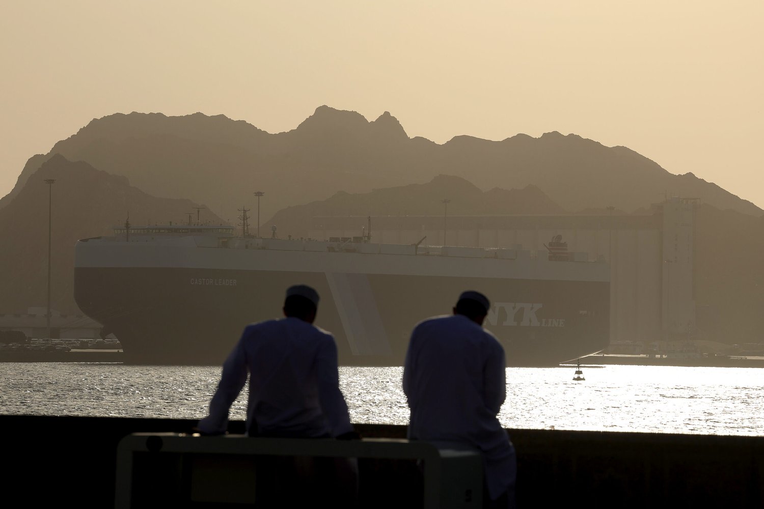 Kennedy, Blumenthal back U.S.-Oman cooperation in the Strait of Hormuz